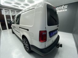 2017 VOLKSWAGEN CADDY4 MAXI CREWBUS 2.0 TDi full