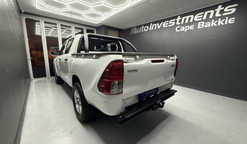 2020 TOYOTA HILUX 2.4 GD-6 SR 4X4 P/U D/C full
