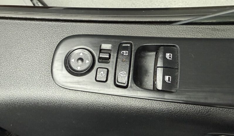 2025 HYUNDAI STARIA 2.2D EXECUTIVE A/T full