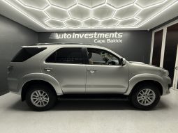 2013 TOYOTA FORTUNER 3.0D-4D R/B full