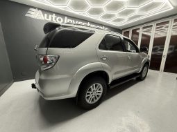 2013 TOYOTA FORTUNER 3.0D-4D R/B full