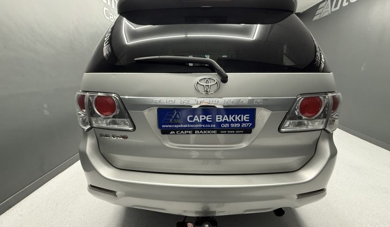 2013 TOYOTA FORTUNER 3.0D-4D R/B full