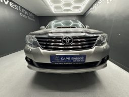 2013 TOYOTA FORTUNER 3.0D-4D R/B full