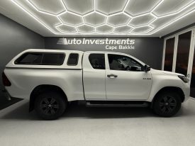 2021 TOYOTA HILUX 2.4 GD-6 RB RAIDER P/U E/CAB