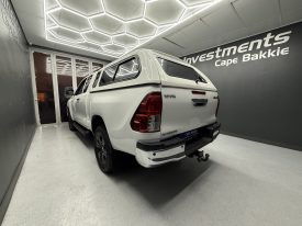 2021 TOYOTA HILUX 2.4 GD-6 RB RAIDER P/U E/CAB