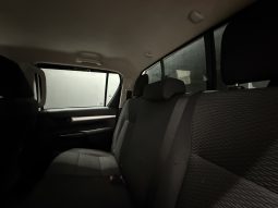2019 TOYOTA HILUX 2.4 GD-6 SRX 4X4 P/U D/C full