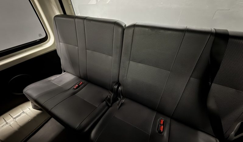 2024 TOYOTA QUANTUM/HIACE 2.5 D-4D SESFIKILE 16s full