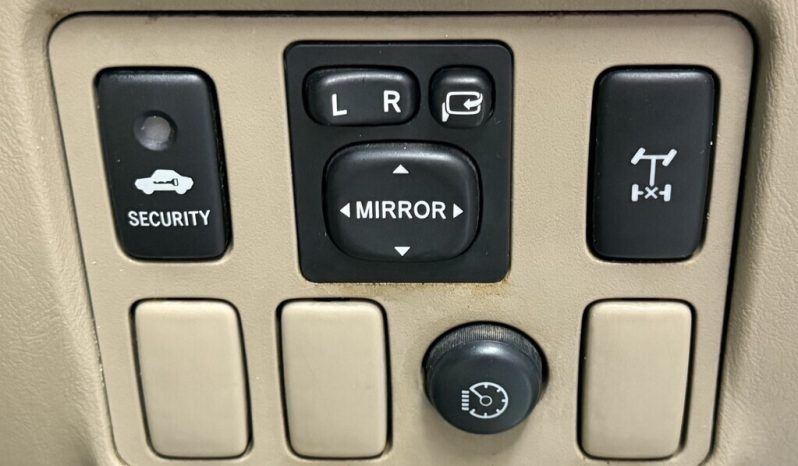2010 TOYOTA FORTUNER 3.0D-4D R/B A/T full