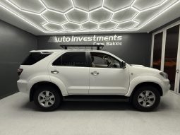 2010 TOYOTA FORTUNER 3.0D-4D R/B A/T