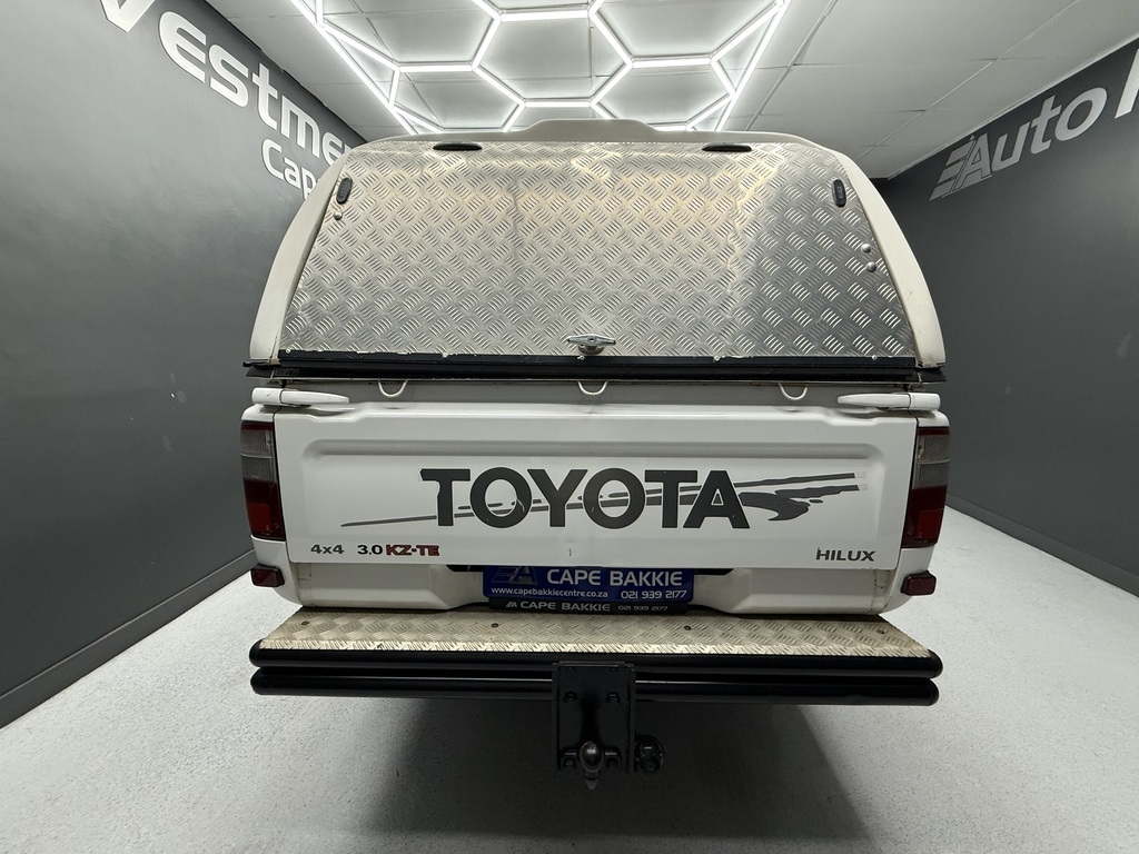 2001 TOYOTA HILUX 3000KZ-TE RAIDER 4X4 P/U D/C