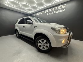 2009 TOYOTA FORTUNER 3.0D-4D R/B 4X4