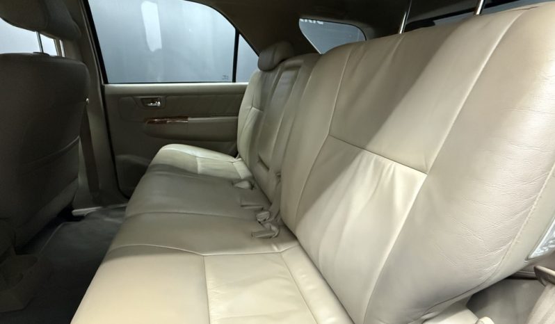 2009 TOYOTA FORTUNER 3.0D-4D R/B 4X4 full