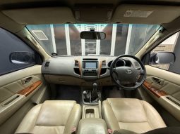 2009 TOYOTA FORTUNER 3.0D-4D R/B 4X4 full