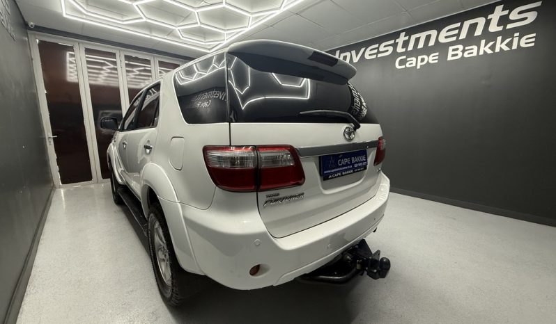 2009 TOYOTA FORTUNER 3.0D-4D R/B 4X4 full