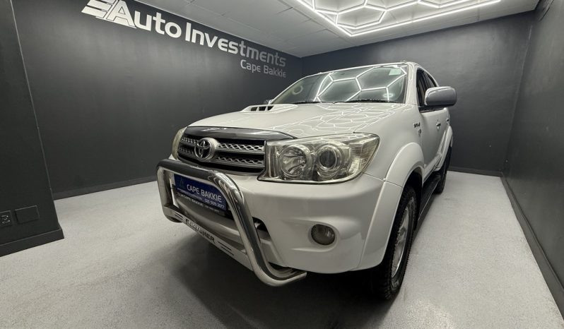 2009 TOYOTA FORTUNER 3.0D-4D R/B 4X4 full